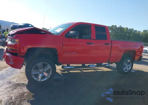 2016 Chevrolet Silverado 1500 Custom z USA, uszkodzony, nr VIN 1GCVKPEC8GZ402835